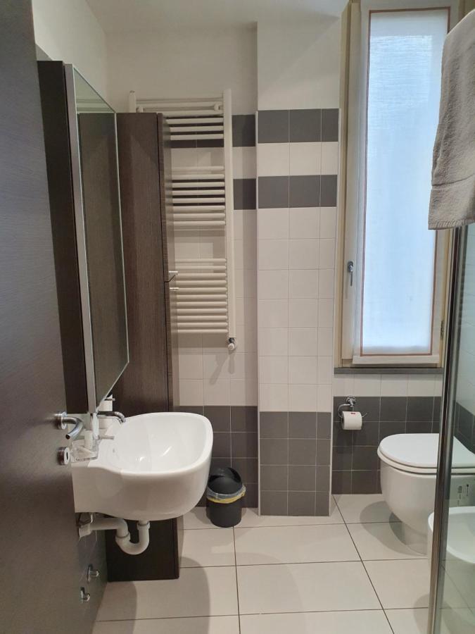 Residenza Venturini Hotel Piacenza Luaran gambar